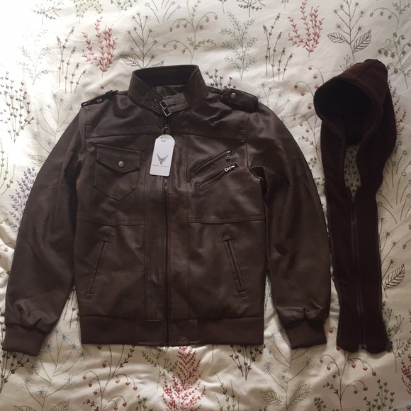 Men’s Leather Jacket - Picture 4 of 6